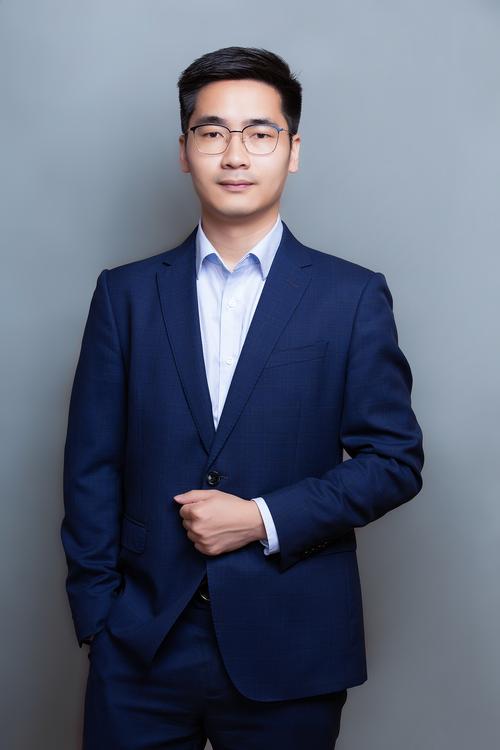 葛方丽 品牌视觉系统总监